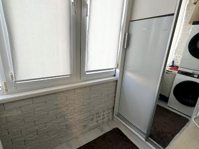 квартира за адресою Відродження просп., 43