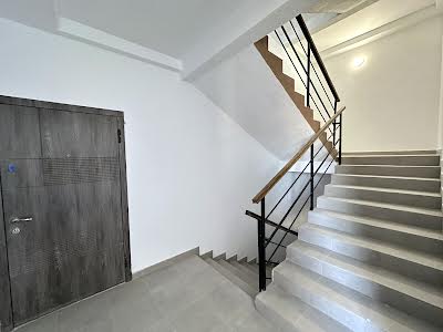 квартира за адресою Височана вул., 18
