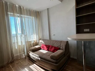 квартира за адресою Печерська вул., 6