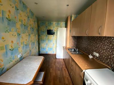 квартира по адресу Героев просп., 21