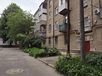 квартира за адресою Криворізька вул., 12-А