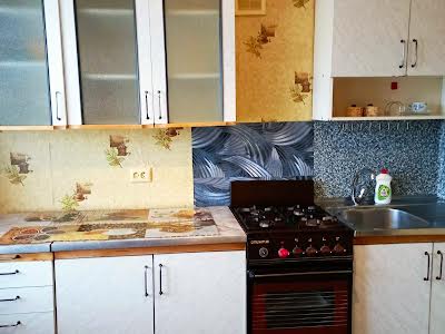 квартира за адресою Чарівна вул., 107