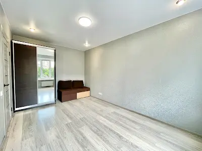 квартира за адресою Соборна вул., 107б