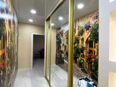 квартира за адресою Високовольтна вул., 14А