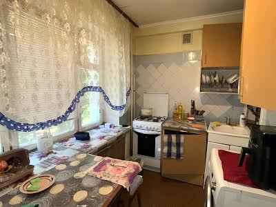 квартира по адресу Ивана Дзюбы ул. (Сімʼї Сосніних), 2-А