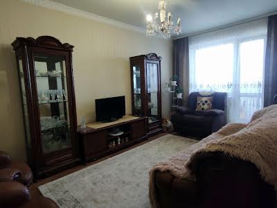 квартира за адресою Панаса Мирного вул., 71