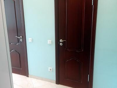 квартира за адресою Квітневий пров., 10