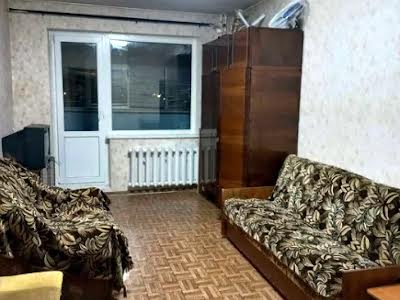 квартира за адресою Драгоманова вул., 14