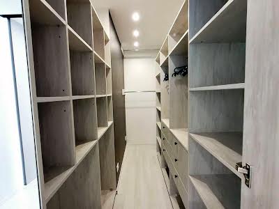 квартира за адресою Антоновича вул. (Горького), 74