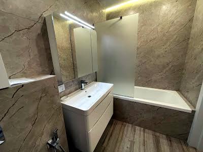 квартира по адресу Трускавецкая ул., 2а