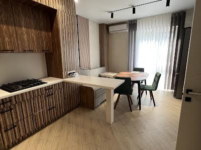квартира за адресою Покровська вул., 5