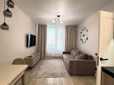квартира за адресою Дніпровська набережна вул., 18-А