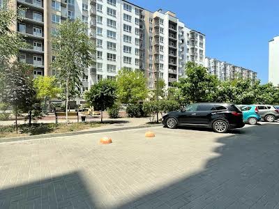квартира за адресою Сімейна вул., 5