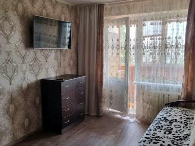 квартира за адресою Леся Курбаса просп., 17