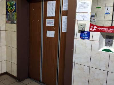квартира за адресою Каштанова вул., 15-А