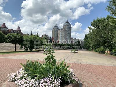 квартира за адресою Київ, Володимира Івасюка просп. (Героїв Сталінграду), 12Е