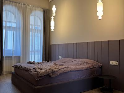 квартира по адресу Киев, Круглоуниверситетская ул., 14