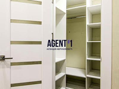 квартира за адресою Садова вул., 1б