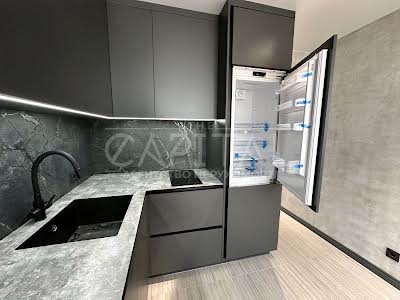 квартира за адресою Михайла Максимовича вул. (Онуфрія Трутенка), 32-Б