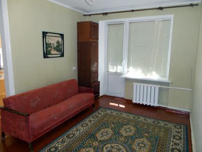квартира за адресою Льотна вул. (Червоногвардійська), 4