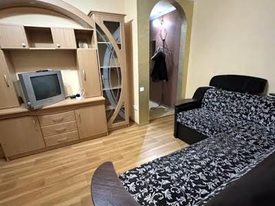 квартира за адресою Першотравнева, 31