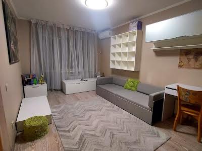 квартира за адресою Калинова вул., 51А