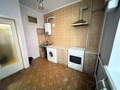 квартира за адресою Петлюри Симона вул., 7