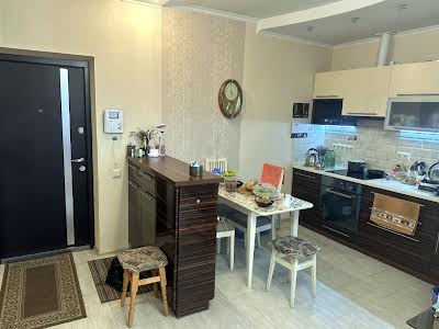 квартира за адресою Автозаводська вул., 29А