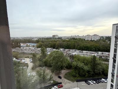квартира за адресою Любомира Гузара просп. (Космонавта Комарова), 15