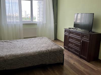 квартира за адресою Олени Пчілки вул., 3