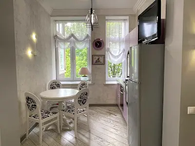 квартира за адресою Велика Васильківська вул. (Червоноармійська), 76