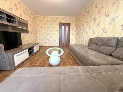 квартира за адресою Науки просп., 55-А