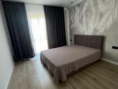 квартира за адресою Михайла Максимовича вул. (Онуфрія Трутенка), 28-Е
