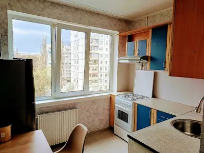 квартира за адресою Дністровська вул., 19