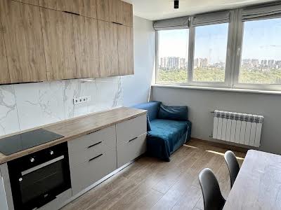 квартира за адресою Шота Руставелі вул., 9