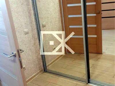 квартира за адресою Соломії Крушельницької вул., 15