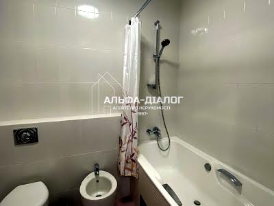 квартира за адресою Руданського вул., 4-6