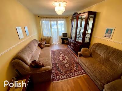 квартира за адресою Степана Тільги вул. (Революційна), 32