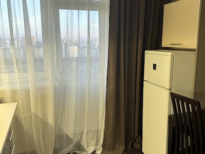квартира за адресою Олега Мудрака вул. (Генерала Наумова), 66