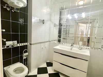 квартира по адресу Вышгородская ул., 45Б/3
