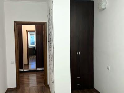 квартира за адресою Анни Ахматової вул., 22