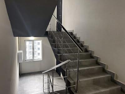 квартира за адресою Роксоляни вул., 151
