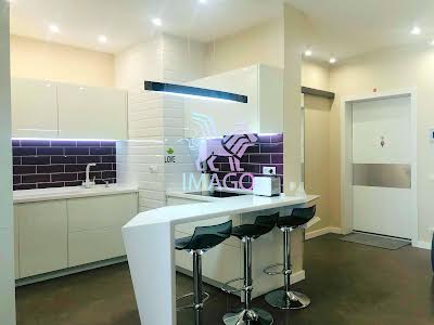 квартира за адресою Драгоманова вул., 2-Б