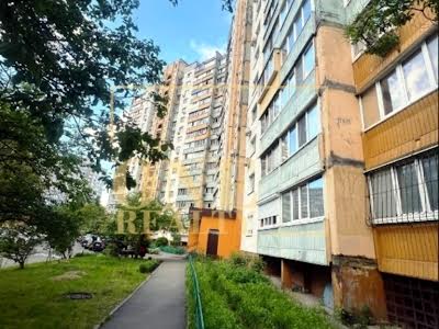 квартира за адресою Наталії Ужвій вул., 5