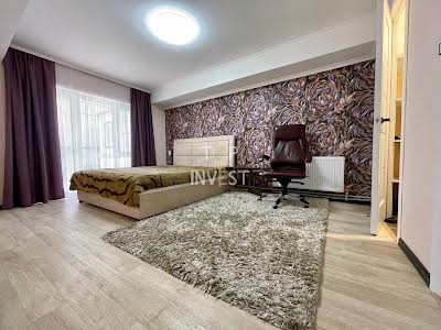 комерційна за адресою Бердянська вул., 61