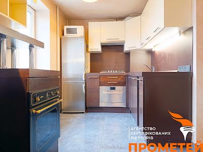 квартира за адресою Виноградний пров., 6