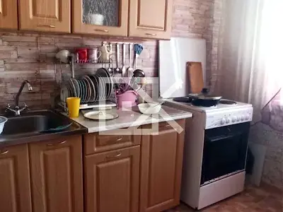 квартира за адресою Каштанова вул., 3