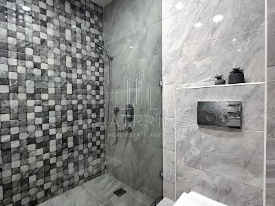 квартира за адресою Регенераторна вул., 4