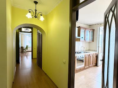 квартира за адресою Дмитра Яворницького просп. (Карла Маркса), 45