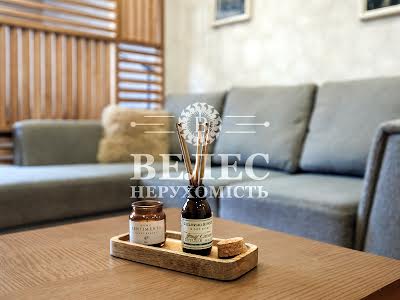 квартира за адресою Юлії Здановської вул. (Ломоносова), 46/1